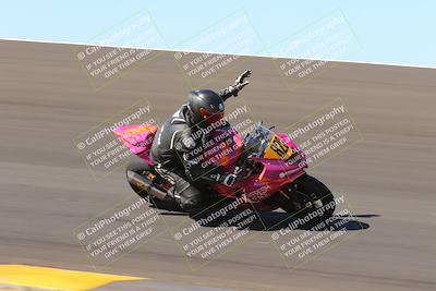 media/Oct-09-2022-SoCal Trackdays (Sun) [[95640aeeb6]]/Bowl (1015am)/